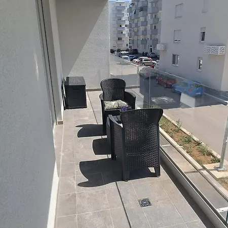 Apartment Marta *